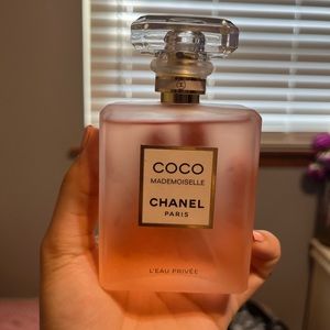 AUTHENTIC CHANEL